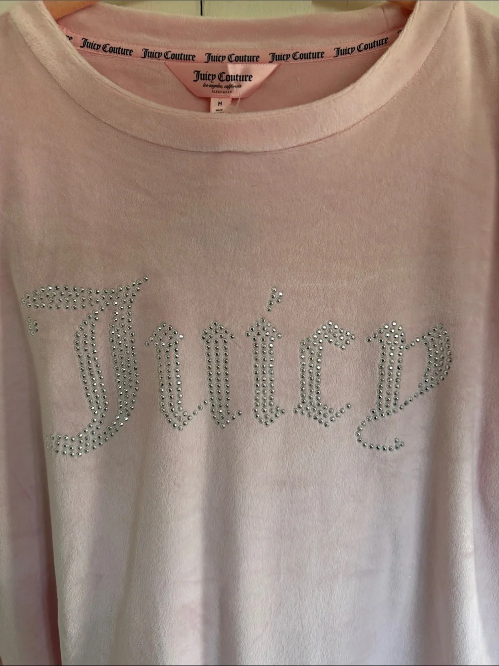 Juicy Couture Light Pink Velour lounge set / pajamas - Picture 5 of 8